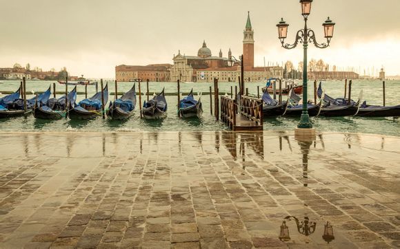 双流机场高铁站和地铁站在一起吗